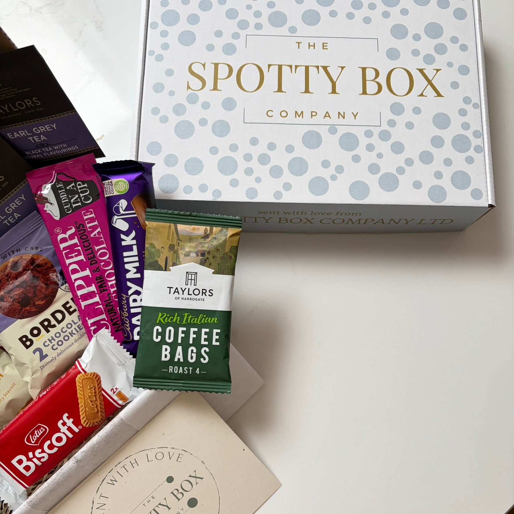 Large Hot Drink, Biscuit & Chocolate Hamper