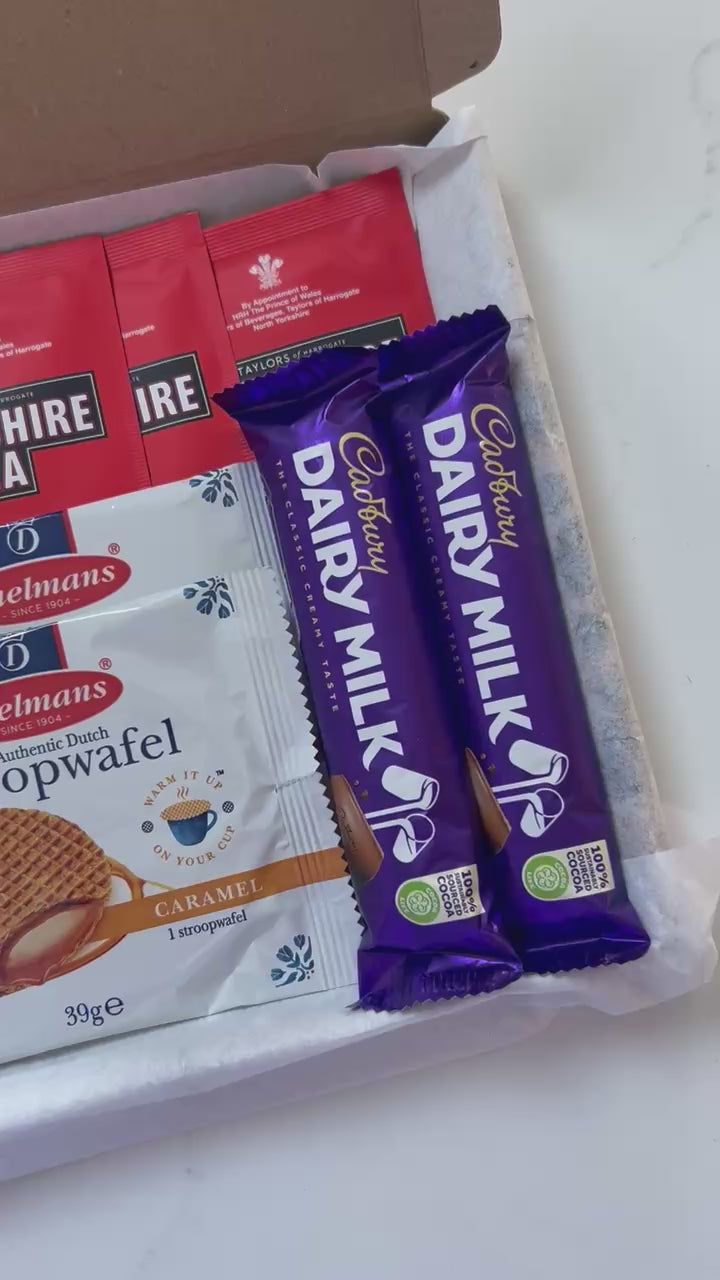 Tea, Hot Chocolate & Sweet Treats Letterbox Gift